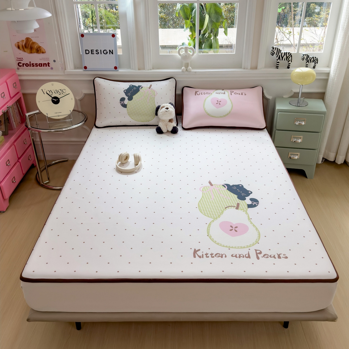 91家纺网 家纺一手货源 找家纺 丝羽坊 2026新款ins设计师原创大版小清新卡通冰皮复合软凉席  梨猫记-平铺款