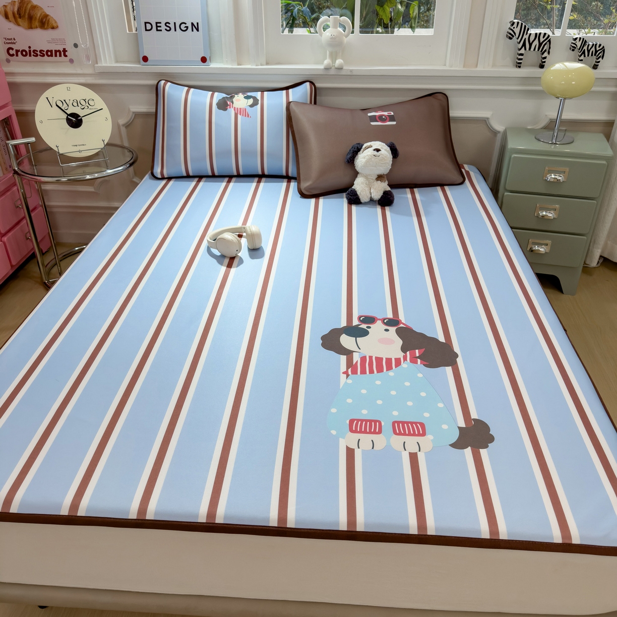 91家纺网 家纺一手货源 找家纺 丝羽坊 2026新款ins设计师原创大版小清新卡通冰皮复合软凉席  汪星日记-平铺款