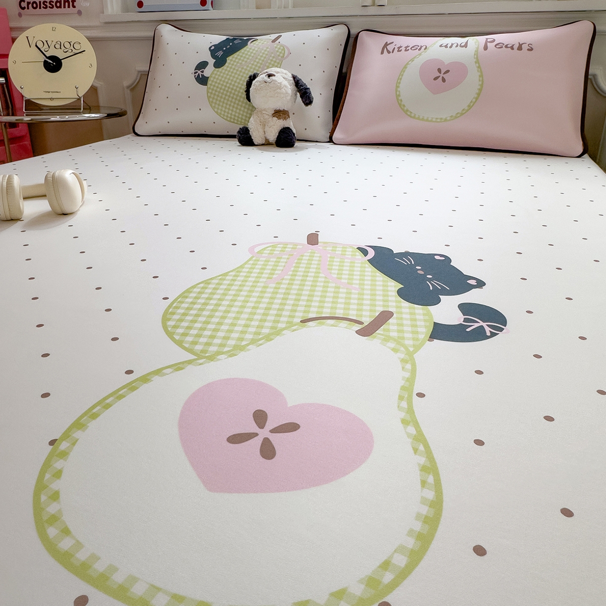 91家纺网 家纺一手货源 找家纺 丝羽坊 2026新款ins设计师原创大版小清新卡通冰皮复合软凉席  梨猫记-平铺款