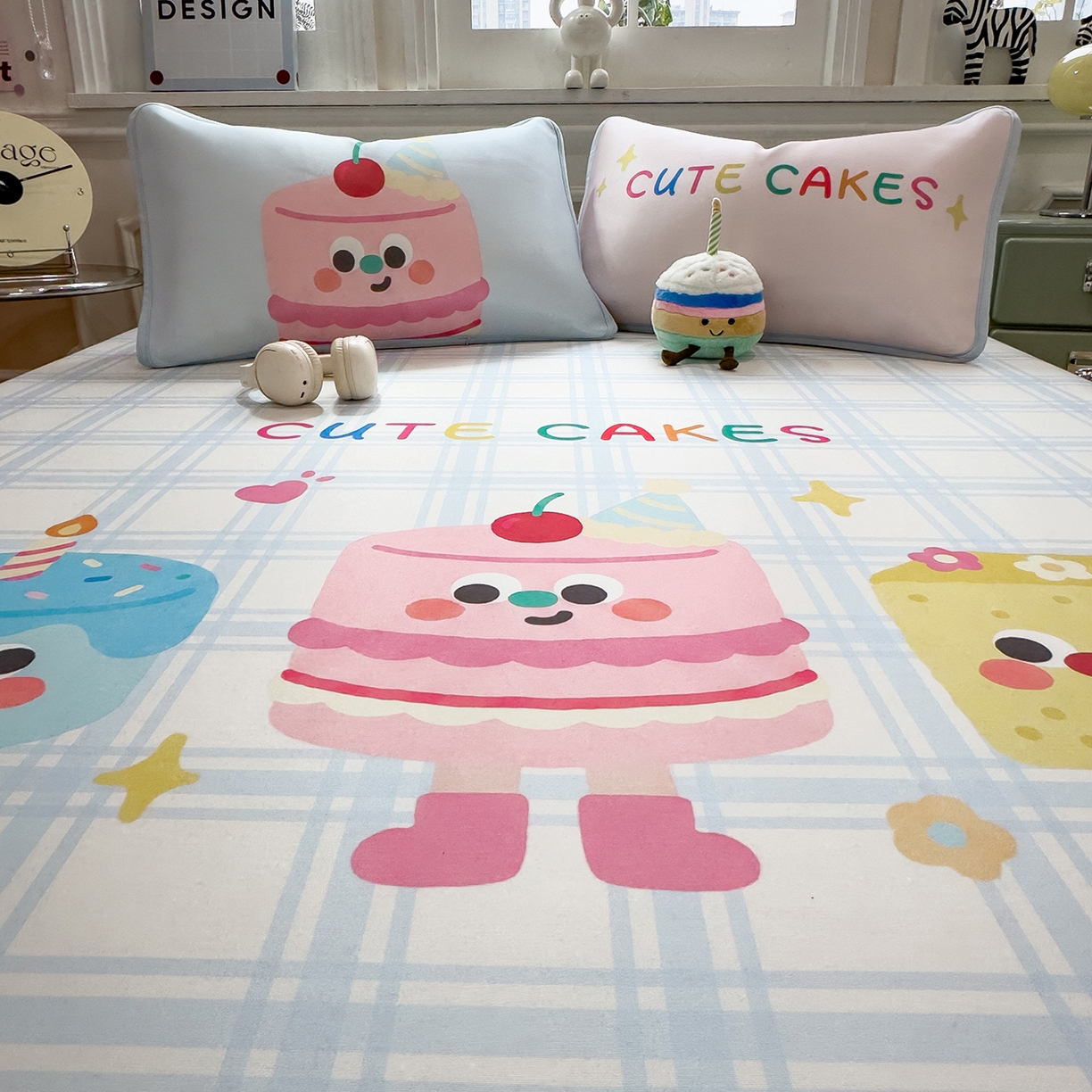 91家纺网 家纺一手货源 找家纺 丝羽坊 2026新款ins设计师原创大版小清新卡通冰皮复合软凉席  甜趣屋-平铺款