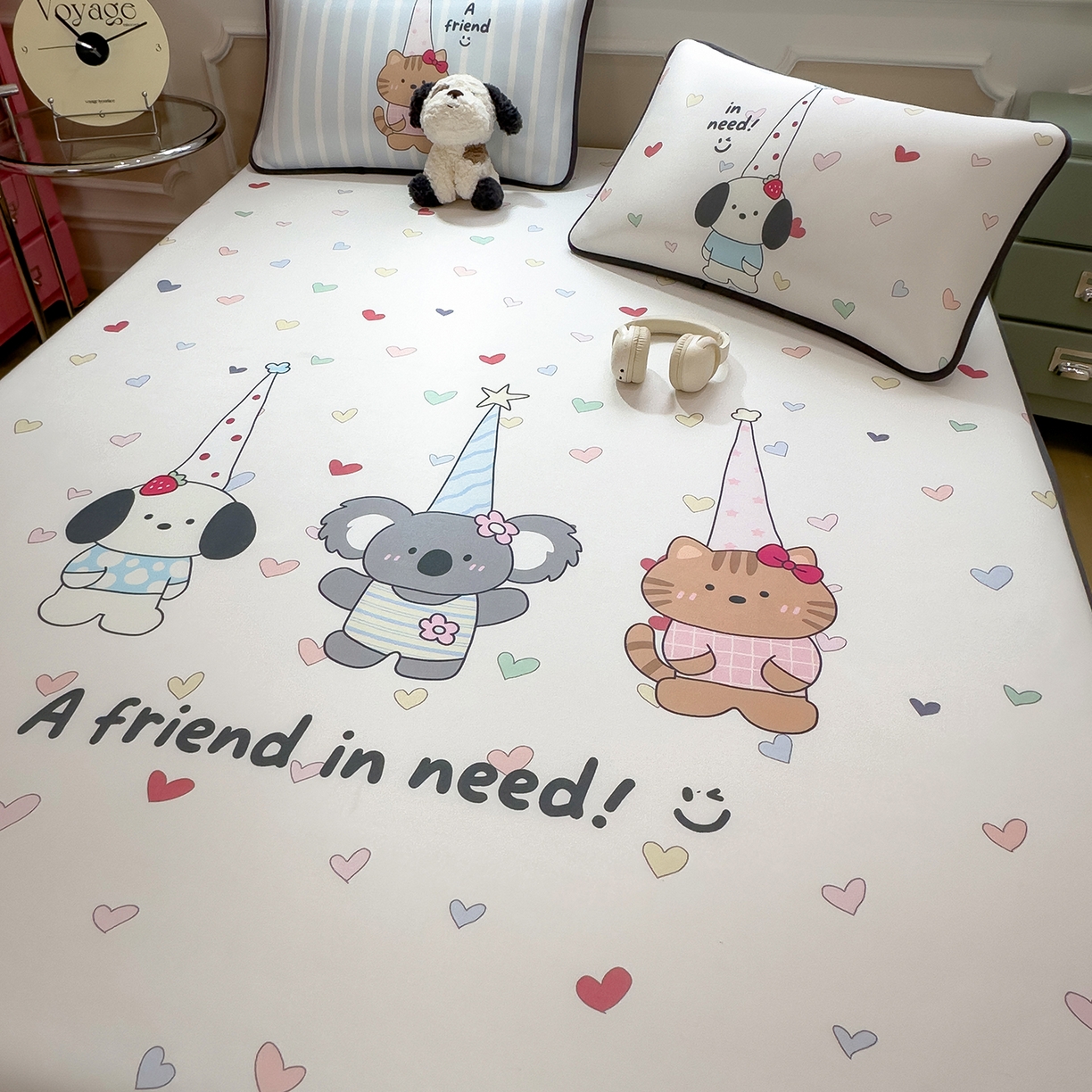 91家纺网 家纺一手货源 找家纺 丝羽坊 2026新款ins设计师原创大版小清新卡通冰皮复合软凉席  萌友相伴-平铺款