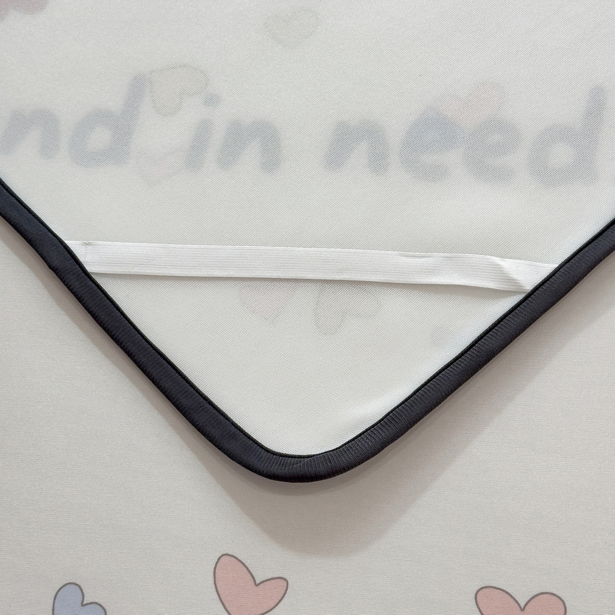 91家纺网 家纺一手货源 找家纺 丝羽坊 2026新款ins设计师原创大版小清新卡通冰皮复合软凉席  萌友相伴-平铺款