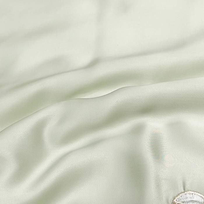 91家纺网 家纺一手货源 找家纺 欧夏家纺 2026新款兰精天丝刺绣镂空夏被空调被夏凉被薄被子-泊莱丽 牛油果