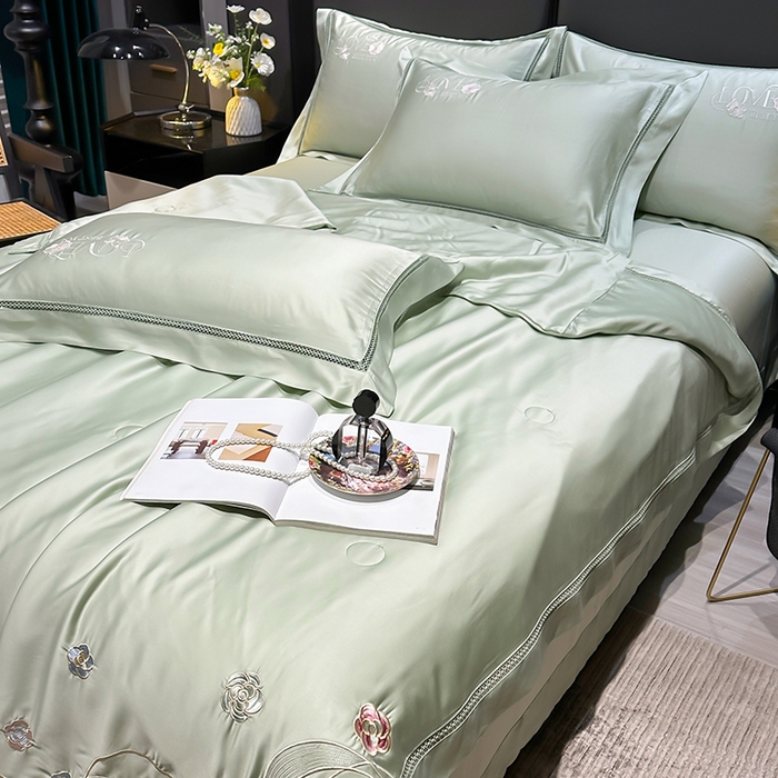 91家纺网 家纺一手货源 找家纺 欧夏家纺 2026新款兰精天丝刺绣镂空夏被空调被夏凉被薄被子-泊莱丽 牛油果