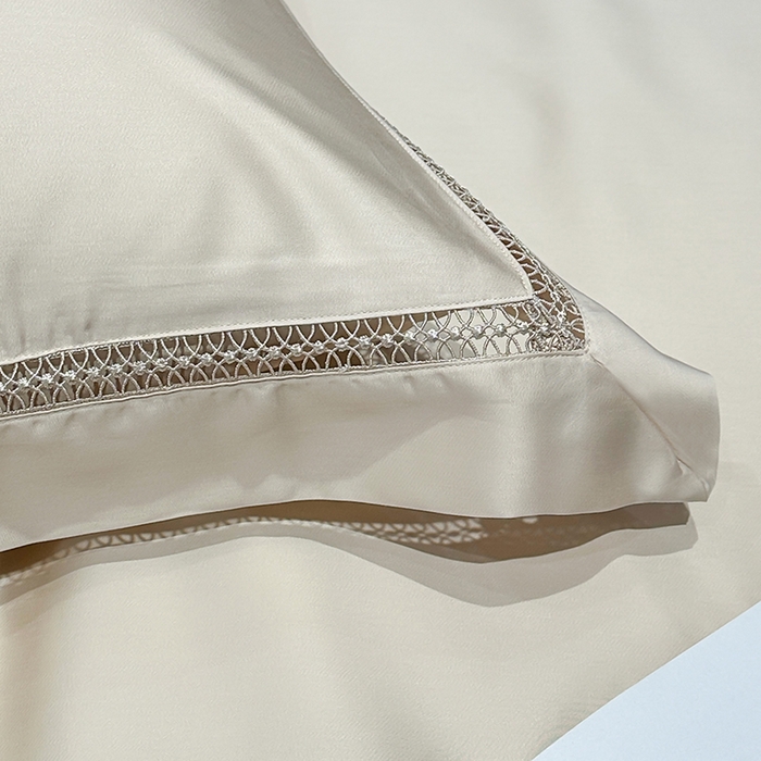 91家纺网 家纺一手货源 找家纺 欧夏家纺 2026新款兰精天丝刺绣镂空夏被空调被夏凉被薄被子-泊莱丽 香槟色