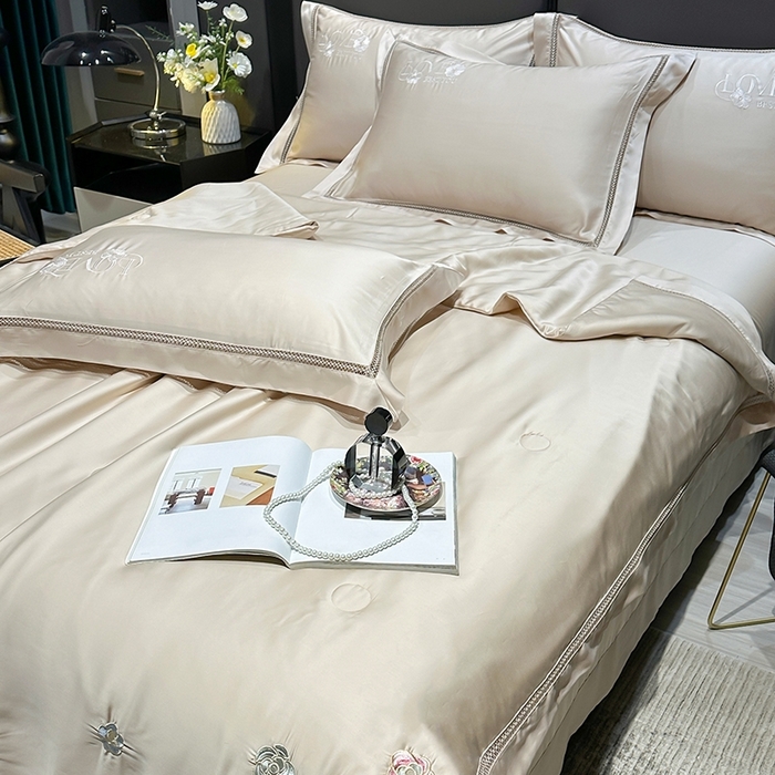 91家纺网 家纺一手货源 找家纺 欧夏家纺 2026新款兰精天丝刺绣镂空夏被空调被夏凉被薄被子-泊莱丽 香槟色