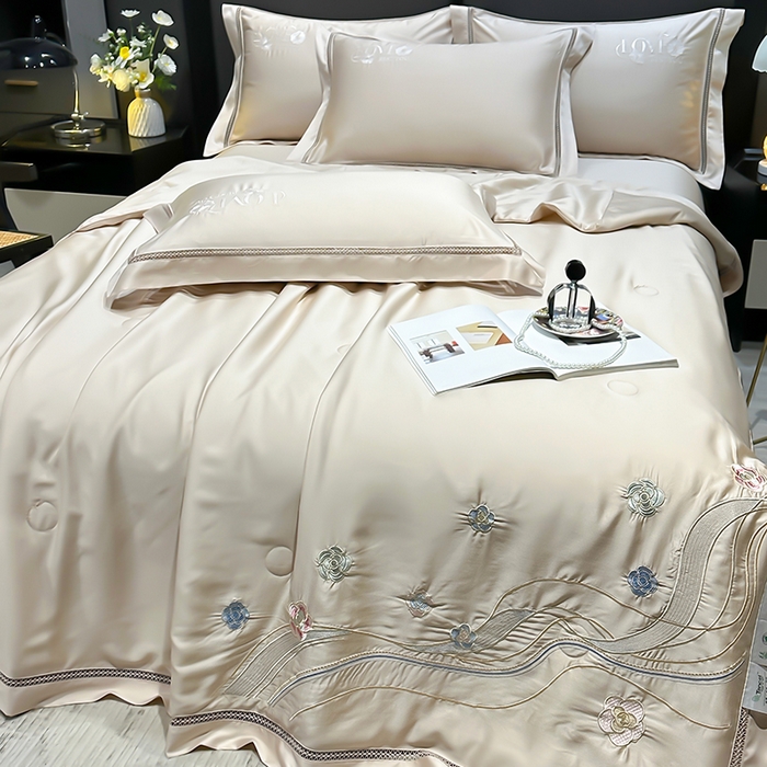 91家纺网 家纺一手货源 找家纺 欧夏家纺 2026新款兰精天丝刺绣镂空夏被空调被夏凉被薄被子-泊莱丽 香槟色