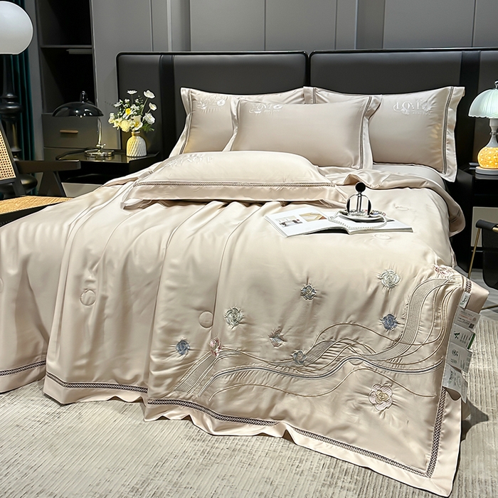 91家纺网 家纺一手货源 找家纺 欧夏家纺 2026新款兰精天丝刺绣镂空夏被空调被夏凉被薄被子-泊莱丽 香槟色