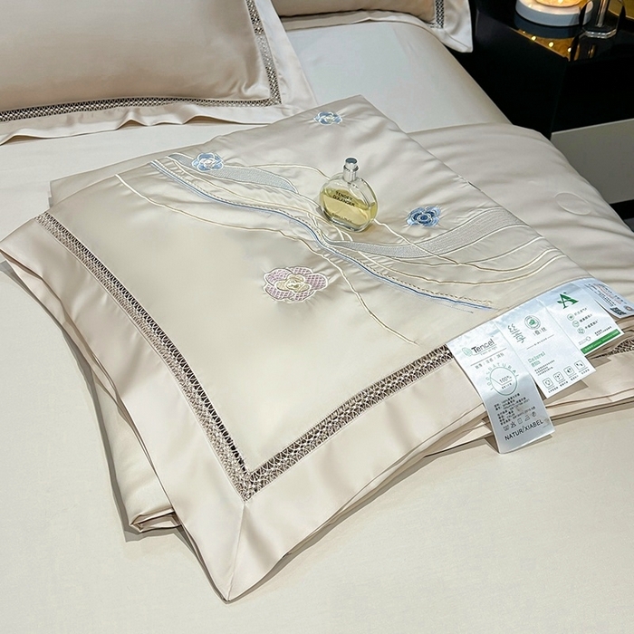 91家纺网 家纺一手货源 找家纺 欧夏家纺 2026新款兰精天丝刺绣镂空夏被空调被夏凉被薄被子-泊莱丽 香槟色