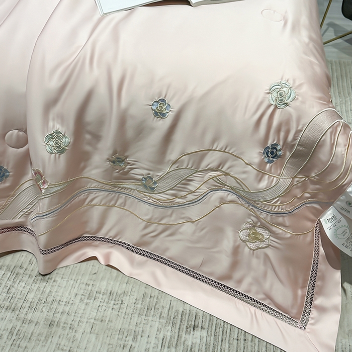 91家纺网 家纺一手货源 找家纺 欧夏家纺 2026新款兰精天丝刺绣镂空夏被空调被夏凉被薄被子-泊莱丽 玉色