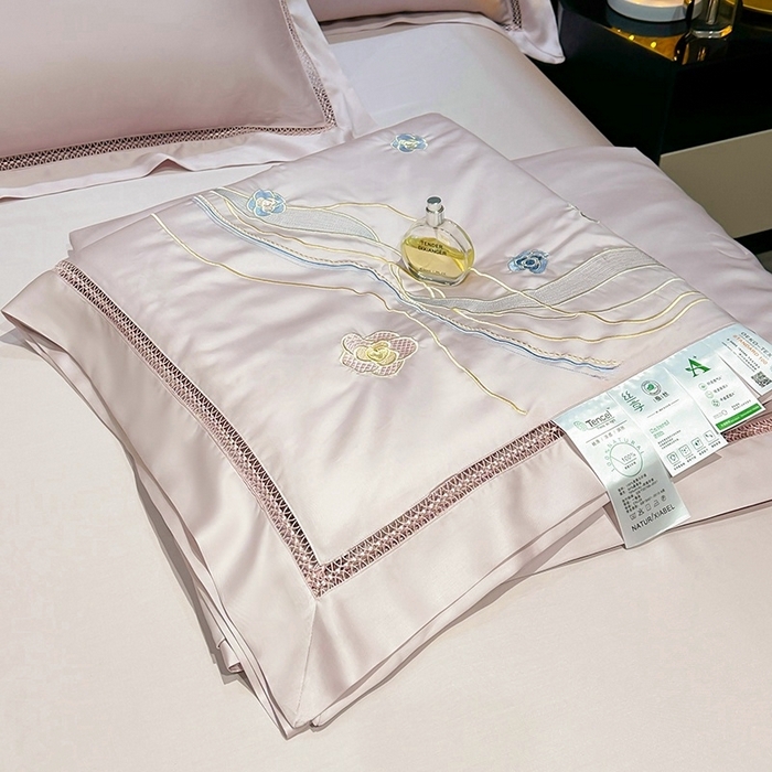 91家纺网 家纺一手货源 找家纺 欧夏家纺 2026新款兰精天丝刺绣镂空夏被空调被夏凉被薄被子-泊莱丽 紫粉色