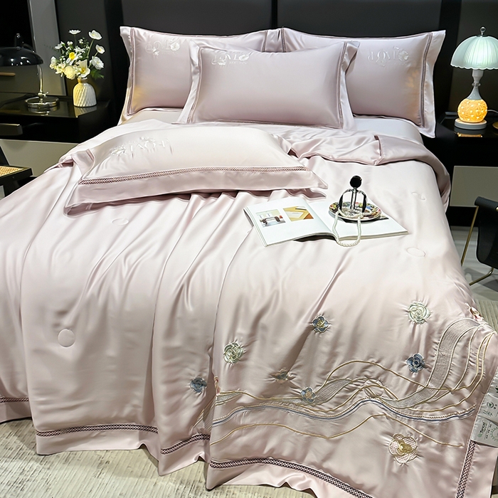 91家纺网 家纺一手货源 找家纺 欧夏家纺 2026新款兰精天丝刺绣镂空夏被空调被夏凉被薄被子-泊莱丽 紫粉色