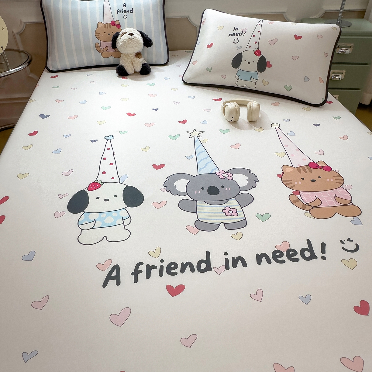 91家纺网 家纺一手货源 找家纺 丝羽坊 2026新款ins设计师原创大版小清新卡通冰皮复合软凉席  萌友相伴-平铺款