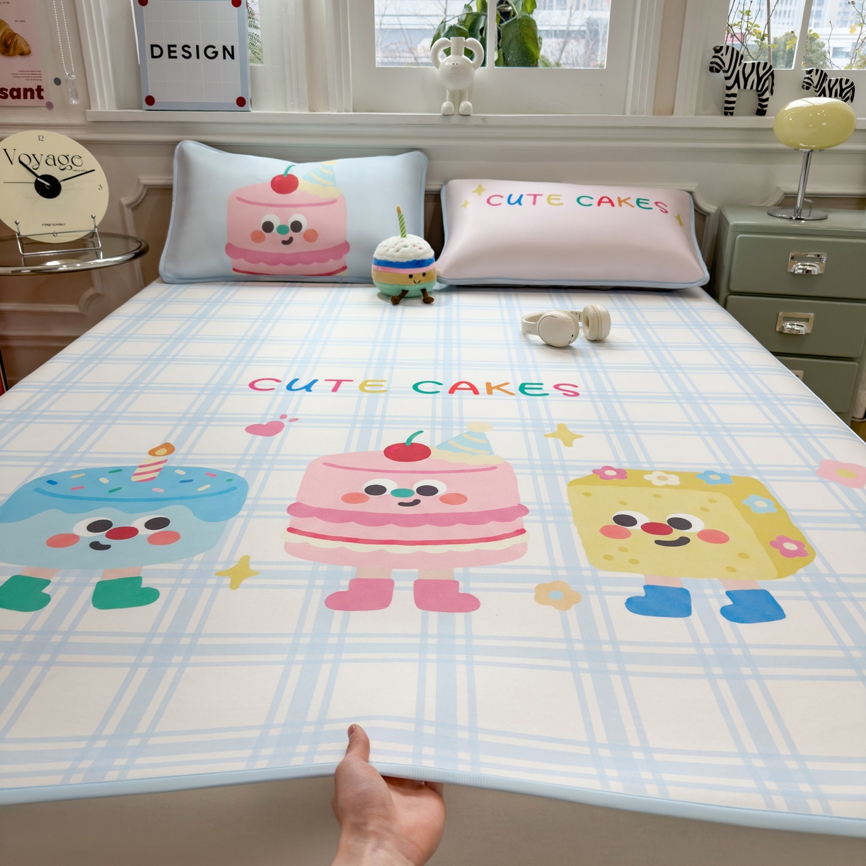 91家纺网 家纺一手货源 找家纺 丝羽坊 2026新款ins设计师原创大版小清新卡通冰皮复合软凉席  甜趣屋-平铺款