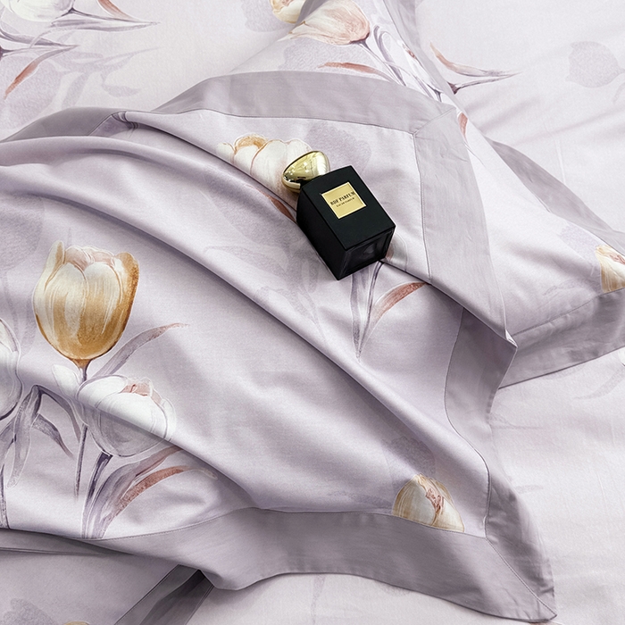 91家纺网 家纺一手货源 找家纺 乐蔻家纺 2026新款宽边数码精梳长绒棉纯棉四件套 闲趣 紫