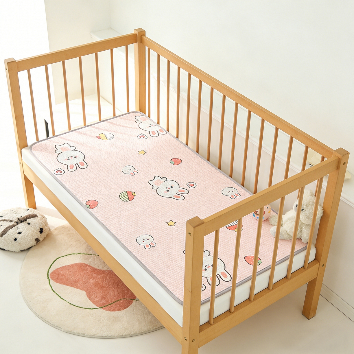 91家纺网 家纺一手货源 找家纺 （总）家品罗兰 2026新款A类母婴级卡通婴儿凉感冰豆豆凉席儿童新生小宝宝床幼儿园床拼接床冰丝席床单垫可机洗夏空调席