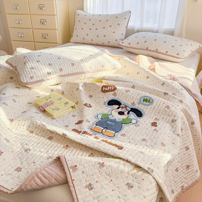 91家纺网 家纺一手货源 找家纺 赛丽雅 2026春夏新款毛巾绣床盖三件套 开心狗