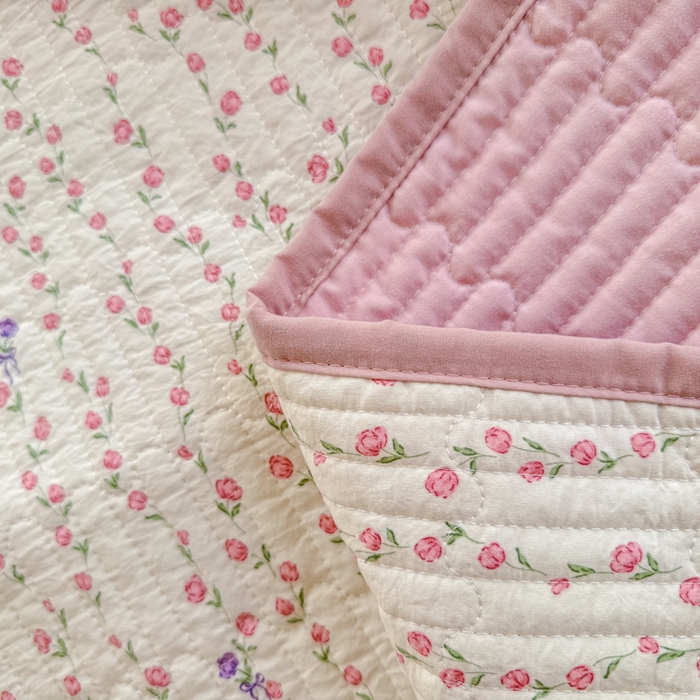 91家纺网 家纺一手货源 找家纺 赛丽雅 2026春夏新款毛巾绣床盖三件套 花朵姑娘