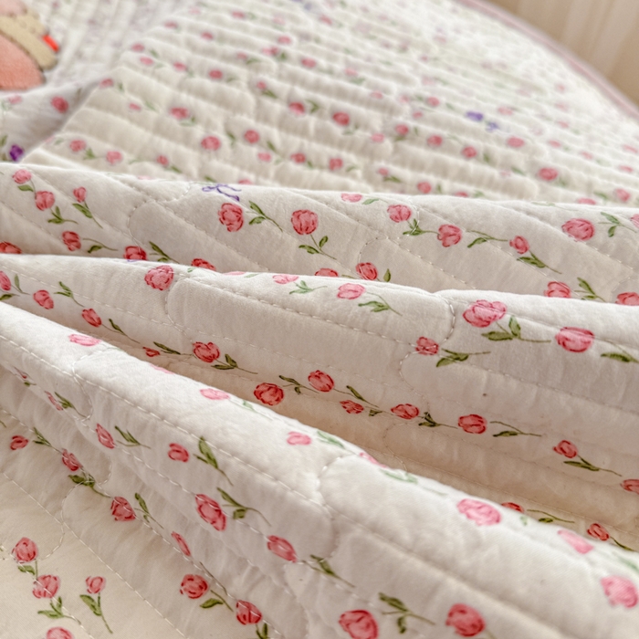 91家纺网 家纺一手货源 找家纺 赛丽雅 2026春夏新款毛巾绣床盖三件套 花朵姑娘