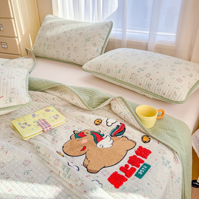 91家纺网 家纺一手货源 找家纺 赛丽雅 2026春夏新款毛巾绣床盖三件套 马上有钱