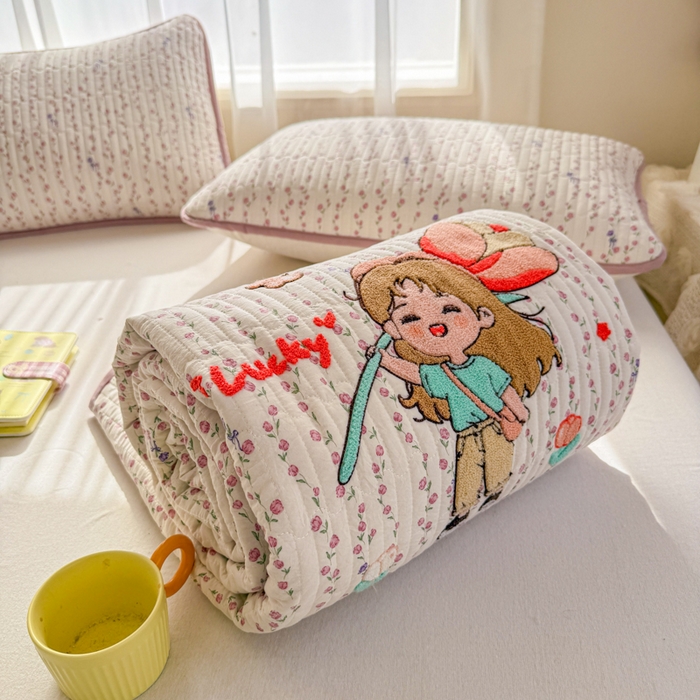 91家纺网 家纺一手货源 找家纺 赛丽雅 2026春夏新款毛巾绣床盖三件套 花朵姑娘