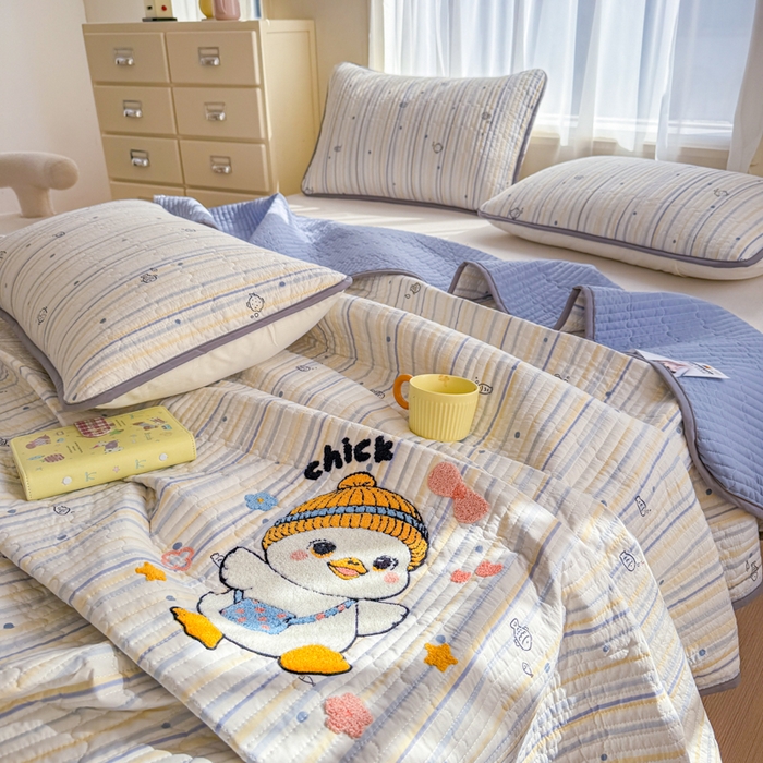 91家纺网 家纺一手货源 找家纺 赛丽雅 2026春夏新款毛巾绣床盖三件套 小鸭鸭