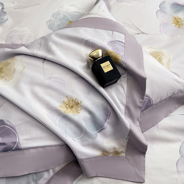 91家纺网 家纺一手货源 找家纺 乐蔻家纺 2026新款宽边数码精梳长绒棉纯棉四件套 怡淡静雅 紫