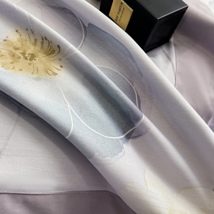 91家纺网 家纺一手货源 找家纺 乐蔻家纺 2026新款宽边数码精梳长绒棉纯棉四件套 怡淡静雅 紫