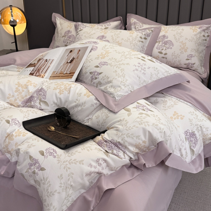 91家纺网 家纺一手货源 找家纺 乐蔻家纺 2026新款宽边数码精梳长绒棉纯棉四件套 樱花草 紫