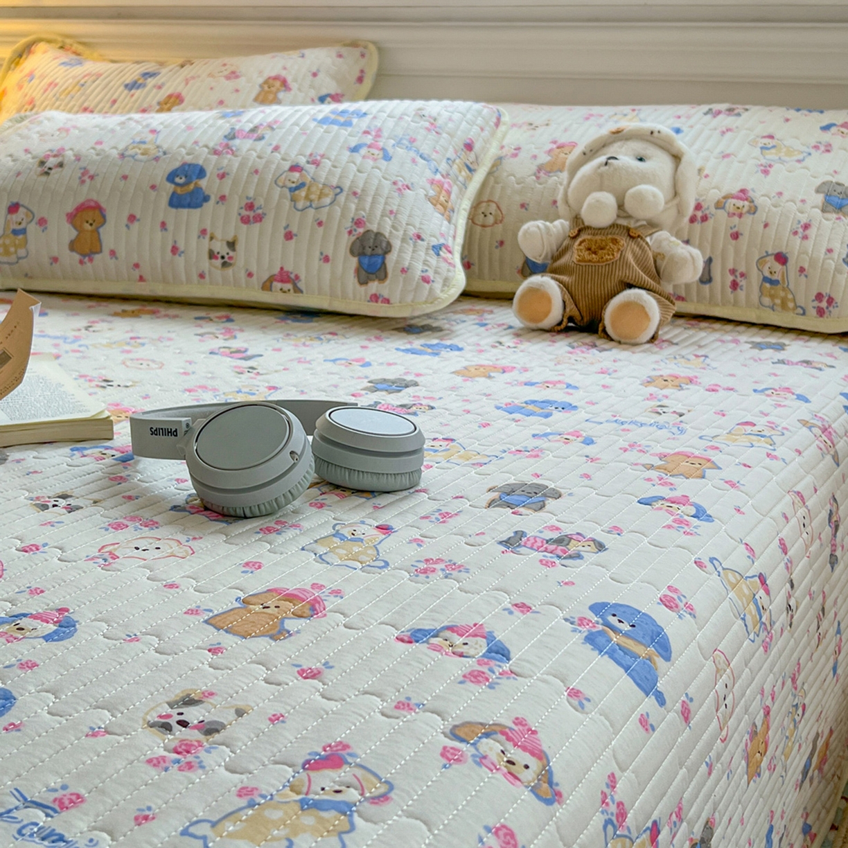 91家纺网 家纺一手货源 找家纺 默忆 2026新款A类小清新四季可用学生宿舍床单  单件全棉炕盖床盖炕毯三件套 萌宠乐园