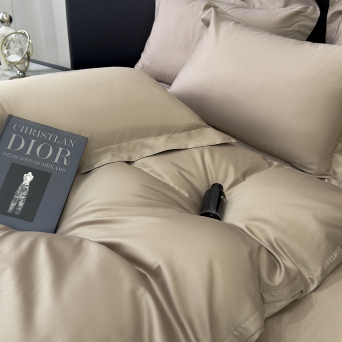 91家纺网 家纺一手货源 找家纺 乐蔻家纺 2026新款100S长绒棉纯棉素色款四件套 卡其