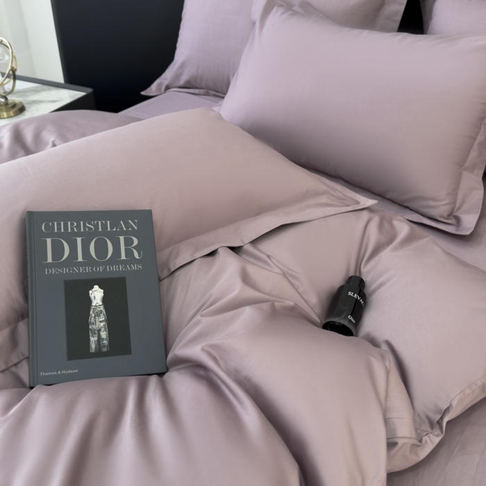 91家纺网 家纺一手货源 找家纺 乐蔻家纺 2026新款100S长绒棉纯棉素色款四件套 奶咖紫