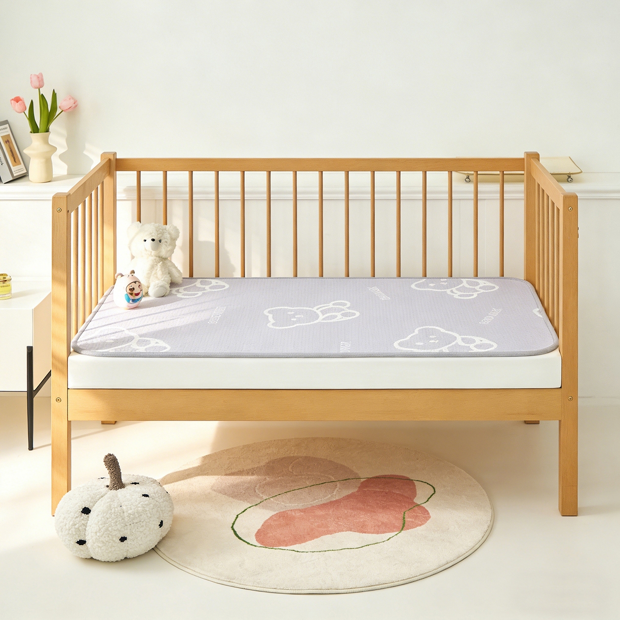 91家纺网 家纺一手货源 找家纺 家品罗兰 2026新款A类母婴级卡通婴儿凉感冰豆豆凉席儿童新生小宝宝床幼儿园床拼接床冰丝席床单垫可机洗夏空调席 维尼熊【三明治透气网底】