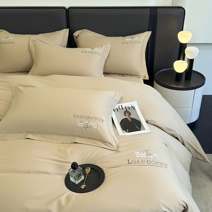 91家纺网 家纺一手货源 找家纺 乐蔻家纺 2026新款四季款全棉纯棉绣花四件套 星雅 金