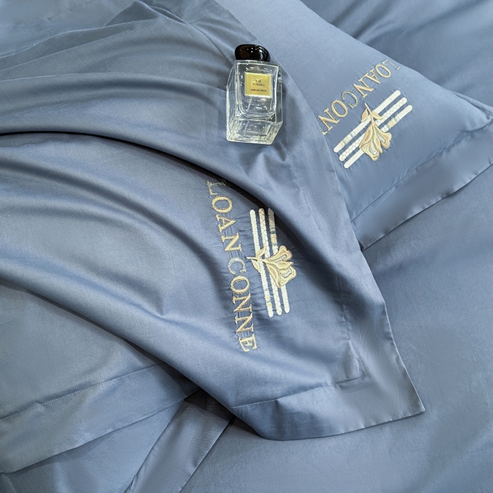 91家纺网 家纺一手货源 找家纺 乐蔻家纺 2026新款四季款全棉纯棉绣花四件套 星雅 蓝