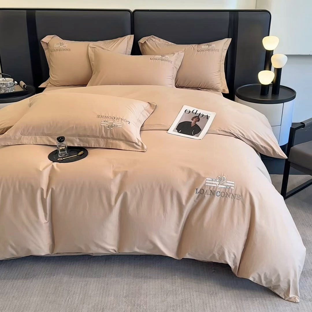 91家纺网 家纺一手货源 找家纺 乐蔻家纺 2026新款四季款全棉纯棉绣花四件套 星雅 金