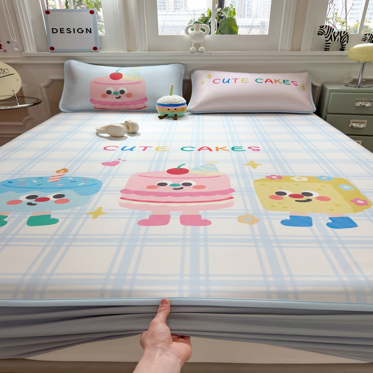 91家纺网 家纺一手货源 找家纺 丝羽坊 2026新款ins设计师原创大版小清新卡通冰皮复合软凉席  甜趣屋-床笠款