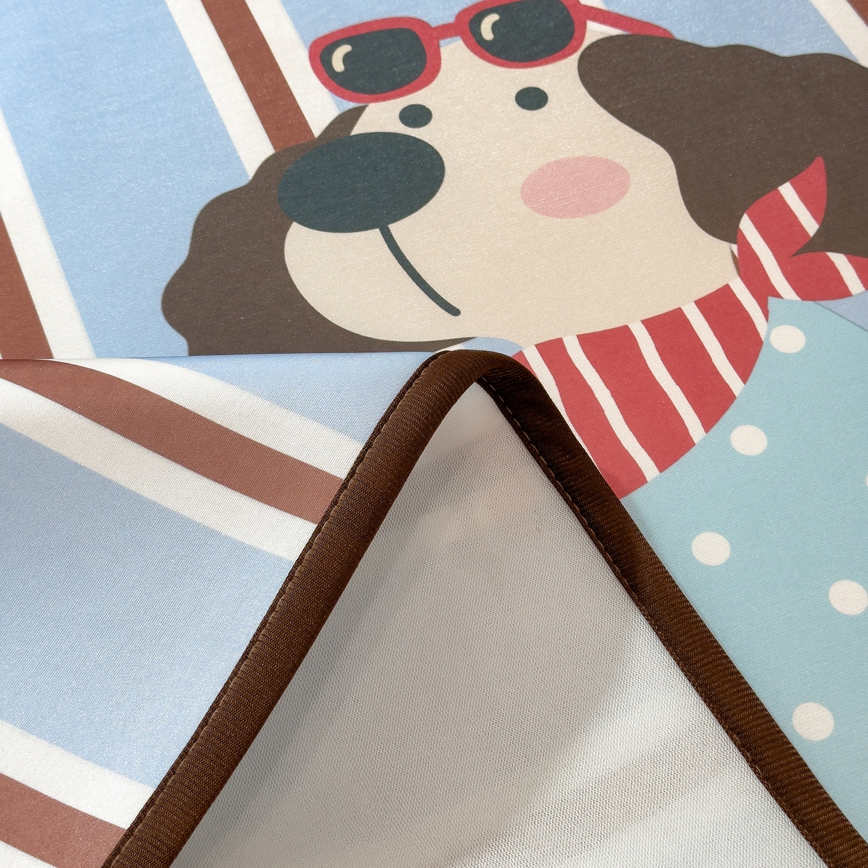 91家纺网 家纺一手货源 找家纺 丝羽坊 2026新款ins设计师原创大版小清新卡通冰皮复合软凉席  汪星日记-床笠款