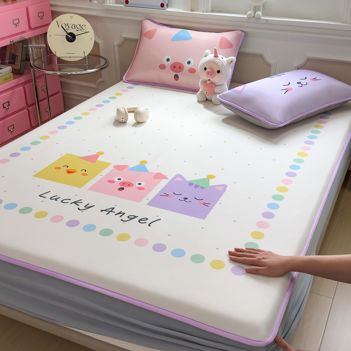 91家纺网 家纺一手货源 找家纺 丝羽坊 2026新款ins设计师原创大版小清新卡通冰皮复合软凉席  幸运派-床笠款