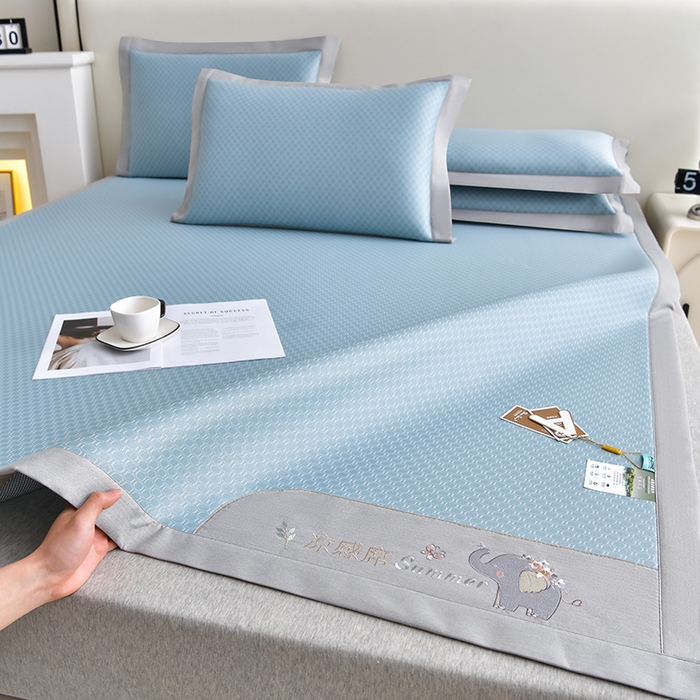 91家纺网 家纺一手货源 找家纺 新款艾草养生席古藤席凉席高档冰藤席冰丝席竹席空调席