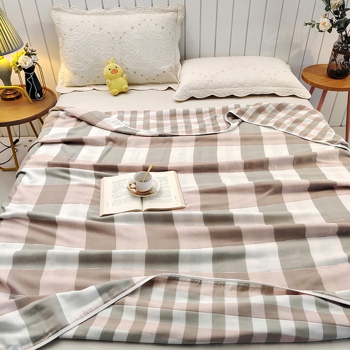 91家纺网 家纺一手货源 找家纺 静缘分 2026新款全棉纯棉6层纱布毛巾被纯棉六层纱布毯 日式大格粉