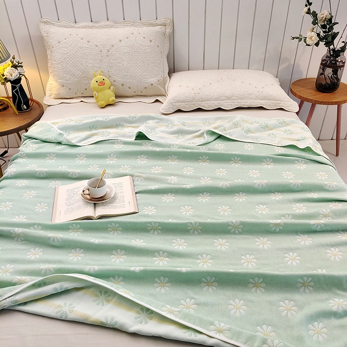 91家纺网 家纺一手货源 找家纺 静缘分 2026新款全棉纯棉6层纱布毛巾被纯棉六层纱布毯 小雏菊绿