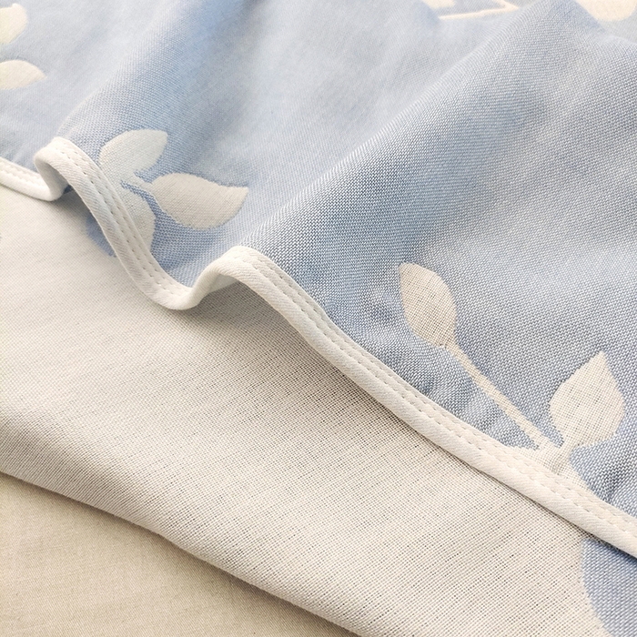 91家纺网 家纺一手货源 找家纺 静缘分 2026新款全棉纯棉6层纱布毛巾被纯棉六层纱布毯 叶语蓝