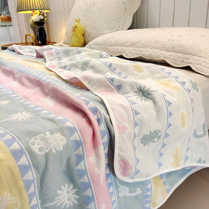 91家纺网 家纺一手货源 找家纺 静缘分 2026新款全棉纯棉6层纱布毛巾被纯棉六层纱布毯 条纹恐龙