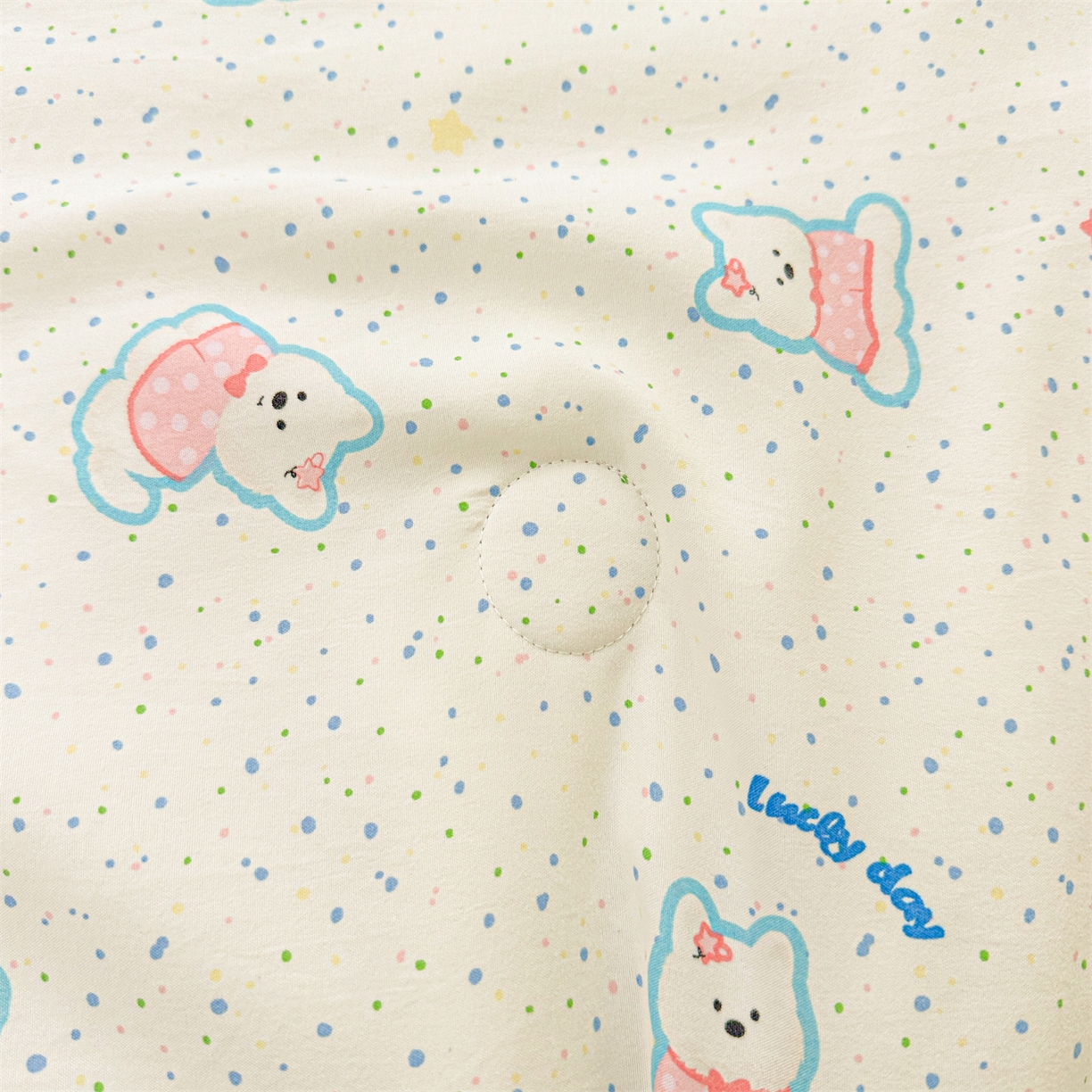 91家纺网 家纺一手货源 找家纺 晓时候 2026新款小清新印花夏被夏凉被空调被新疆棉花被被子被芯 彩糖熊贴