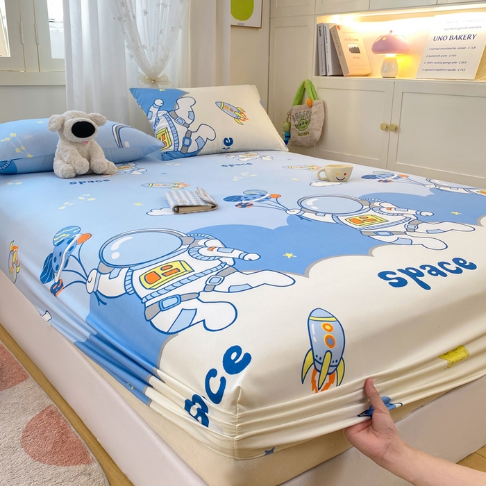 91家纺网 家纺一手货源 找家纺 朵朵家纺 2025新款超柔水洗棉云感印花单床笠床垫保护套床笠（床垫保护套可定制尺寸 ）-场景一 宇航员