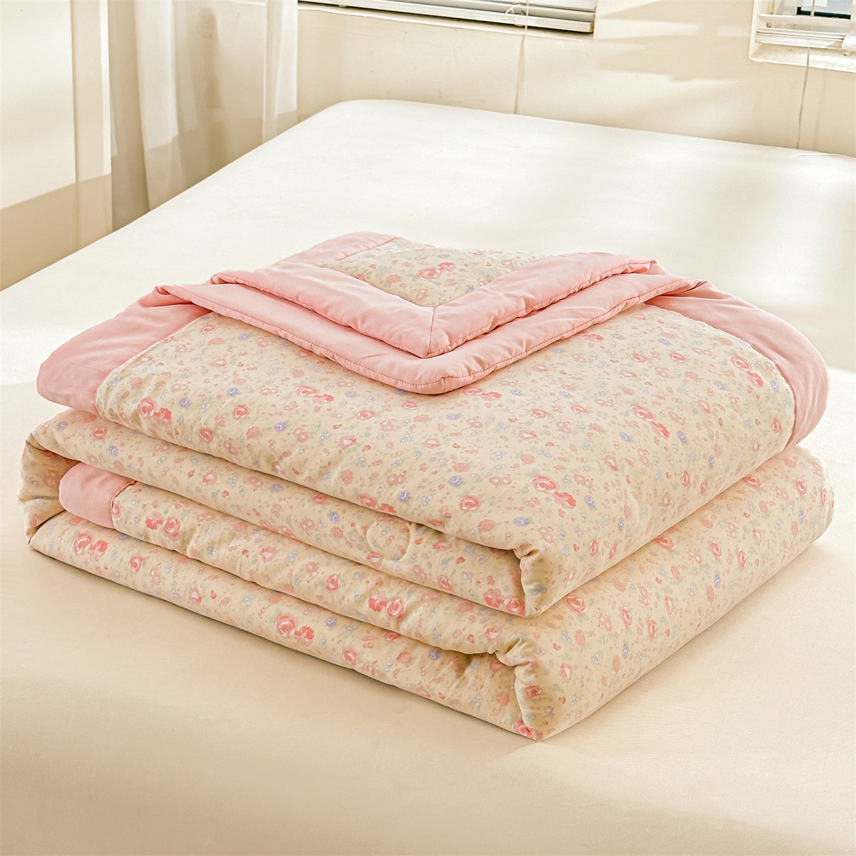 91家纺网 家纺一手货源 找家纺 晓时候 2026新款小清新印花夏被夏凉被空调被新疆棉花被被子被芯 春晓