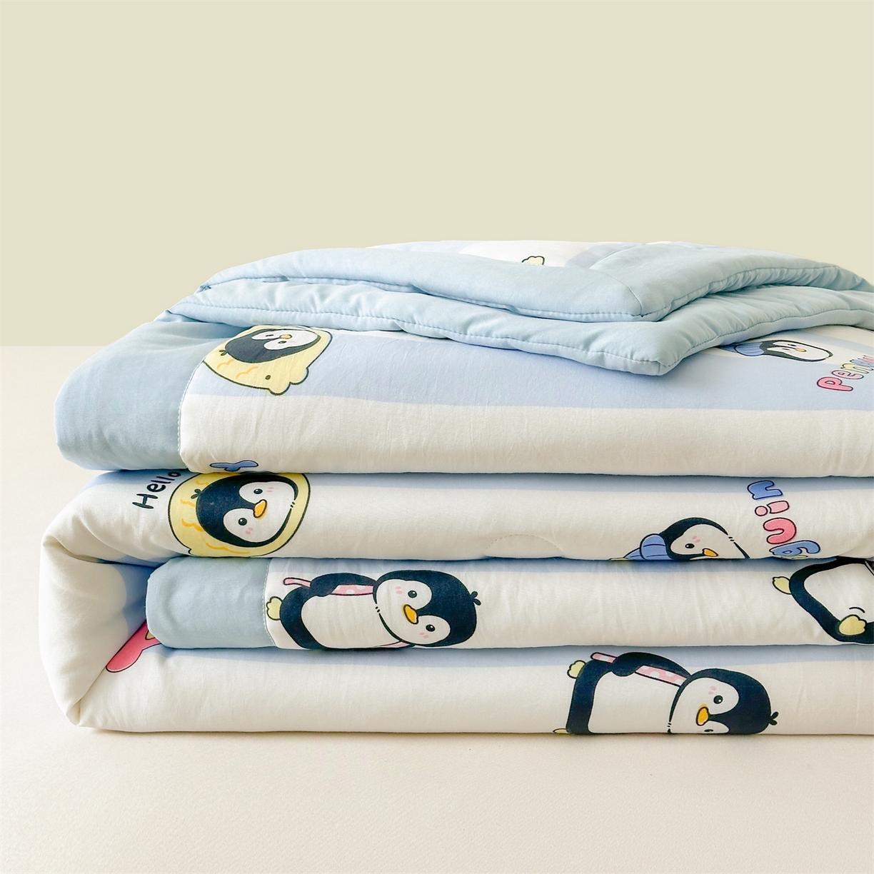 91家纺网 家纺一手货源 找家纺 晓时候 2026新款小清新印花夏被夏凉被空调被新疆棉花被被子被芯 呆萌企鹅