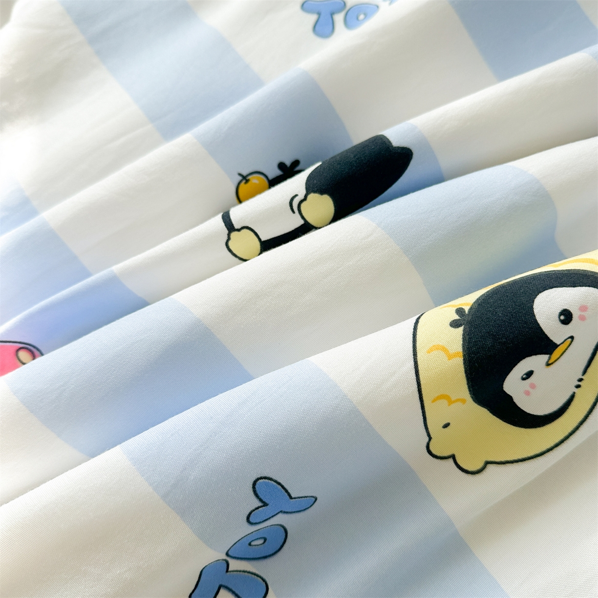 91家纺网 家纺一手货源 找家纺 晓时候 2026新款小清新印花夏被夏凉被空调被新疆棉花被被子被芯 呆萌企鹅