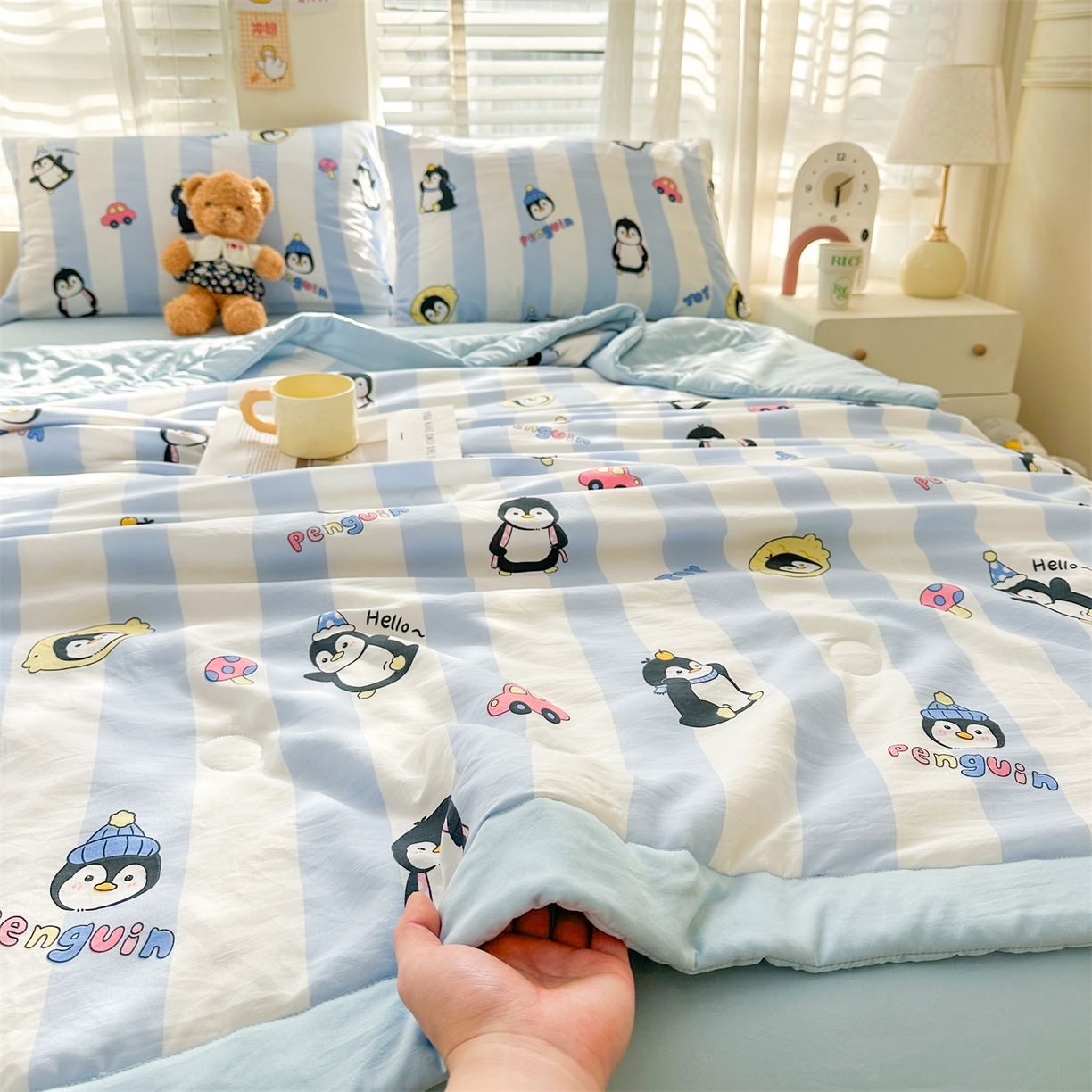 91家纺网 家纺一手货源 找家纺 晓时候 2026新款小清新印花夏被夏凉被空调被新疆棉花被被子被芯 呆萌企鹅